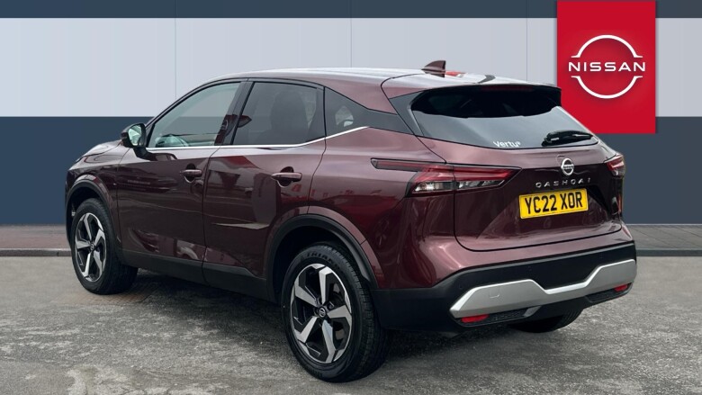 Nissan Qashqai 1.3 DiG-T MH N-Connecta 5dr Petrol Hatchback